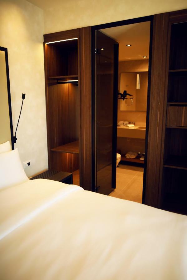 Hotel Kalos Budua Esterno foto